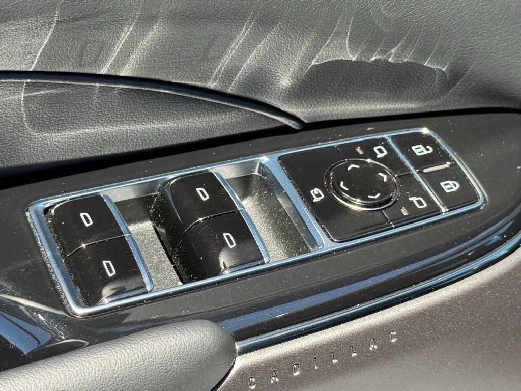 2024 Cadillac LYRIQ Sport