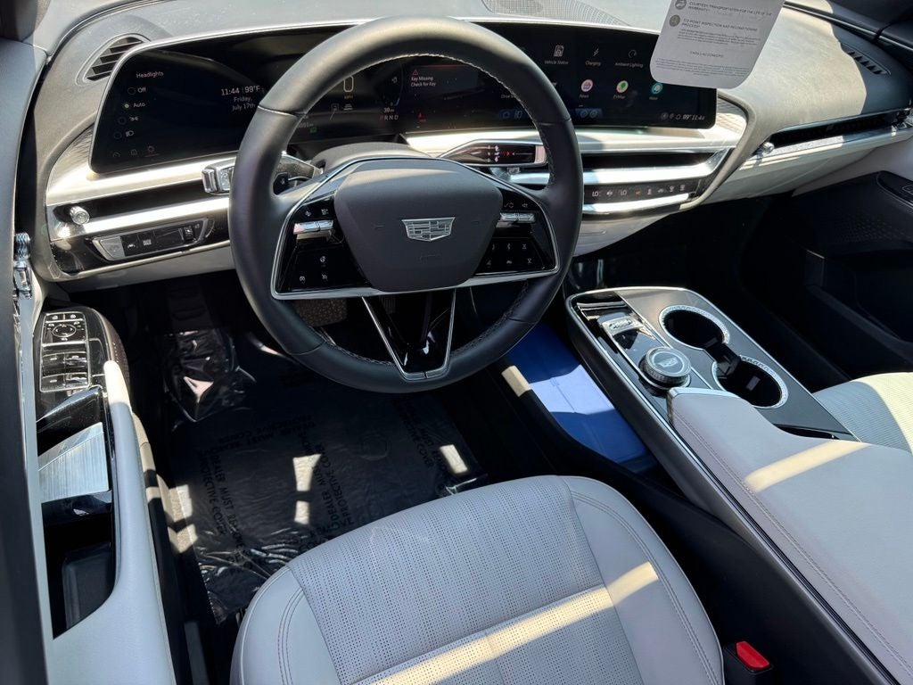 2024 Cadillac LYRIQ Sport