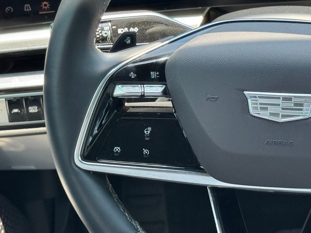 2024 Cadillac LYRIQ Sport