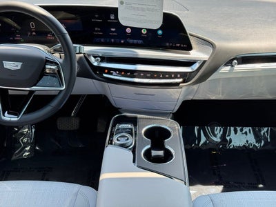 2024 Cadillac LYRIQ Sport