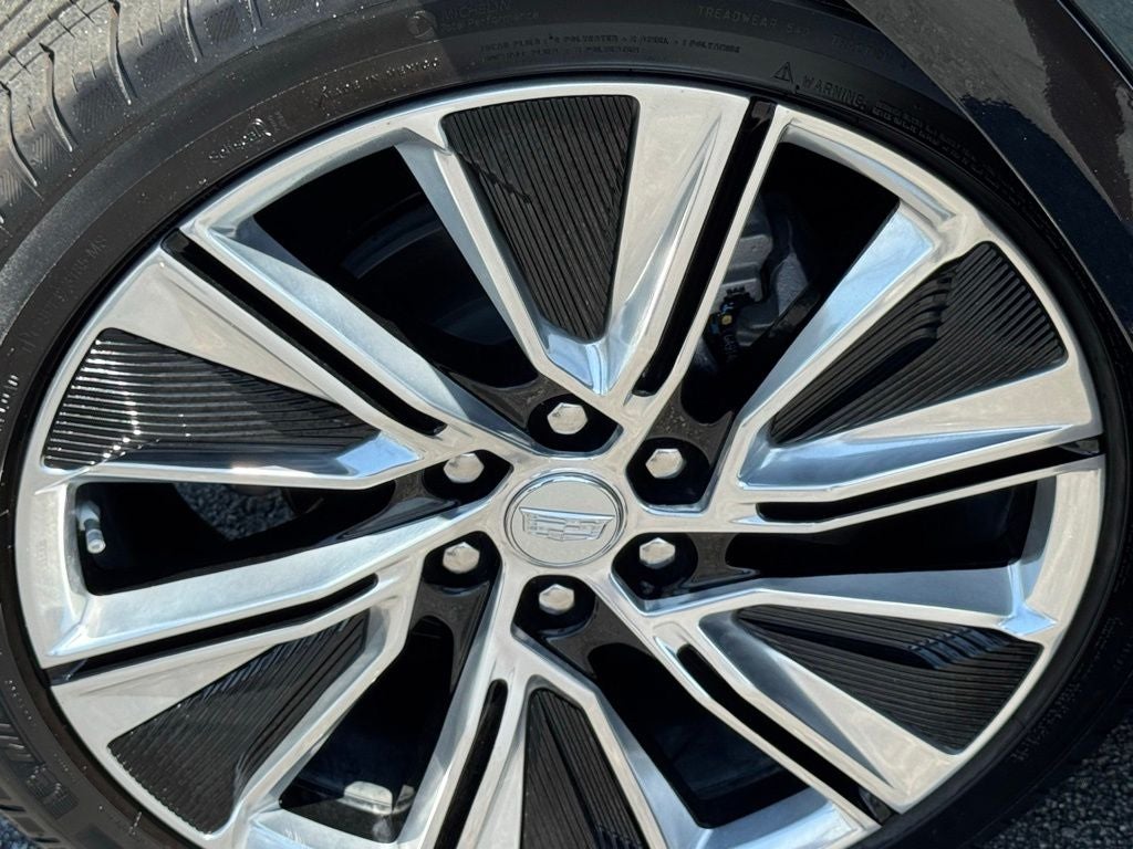 2025 Cadillac LYRIQ Luxury