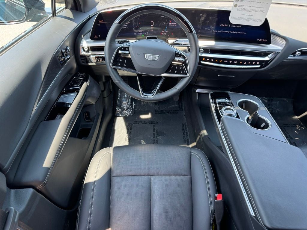 2025 Cadillac LYRIQ Luxury