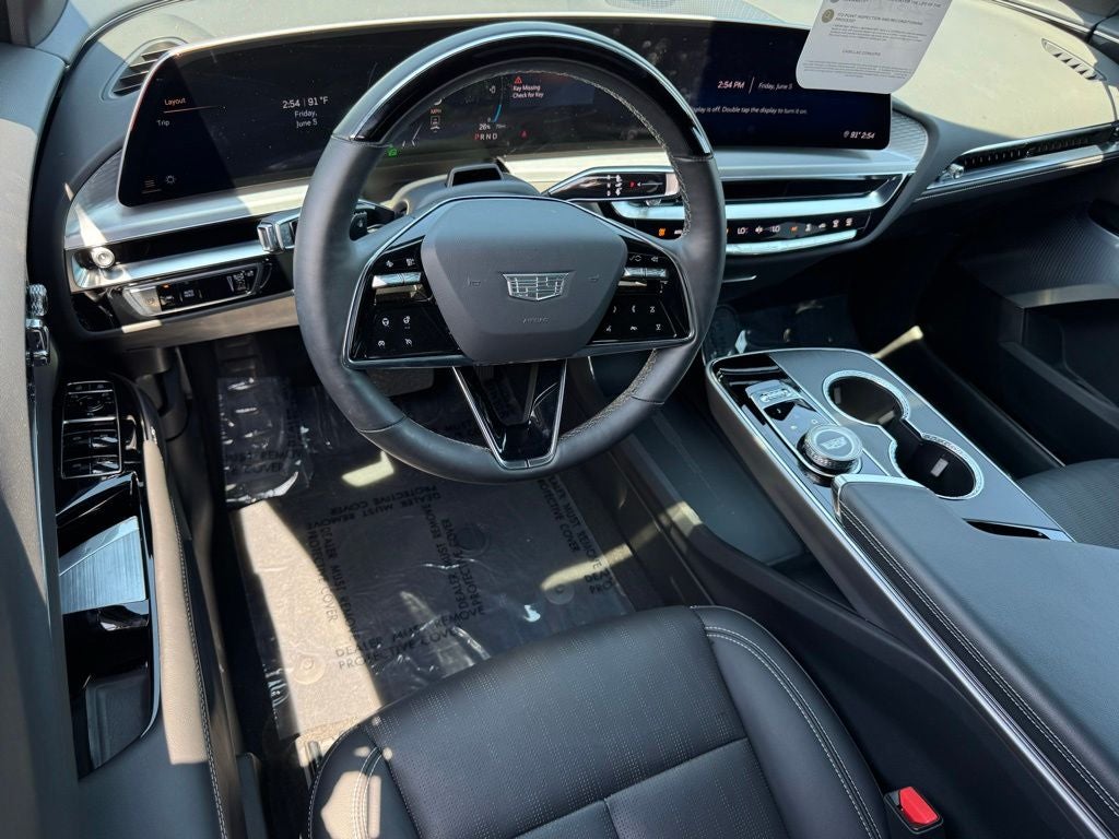 2025 Cadillac LYRIQ Luxury