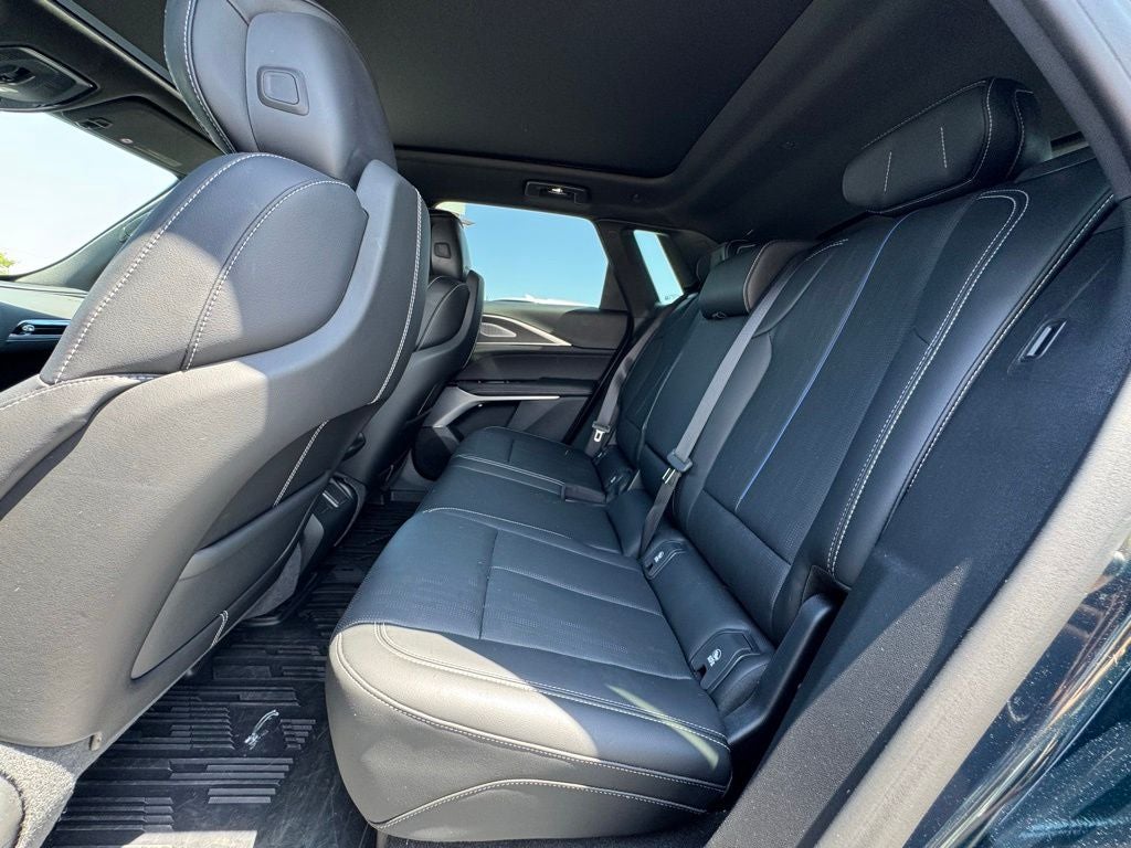 2025 Cadillac LYRIQ Luxury