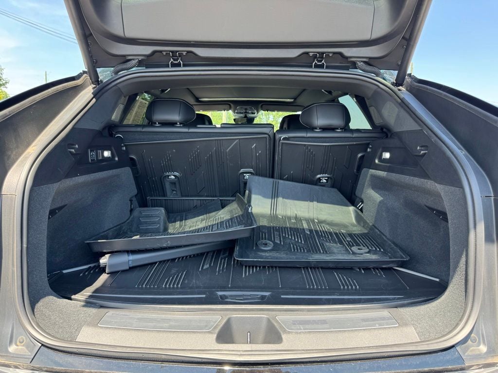 2025 Cadillac LYRIQ Luxury