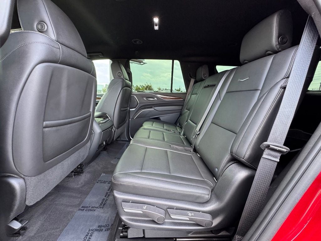 2022 Cadillac Escalade Luxury