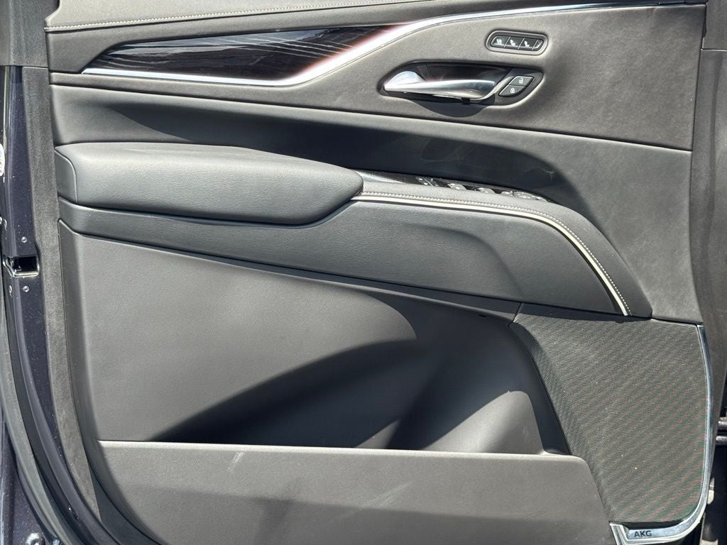 2022 Cadillac Escalade Sport