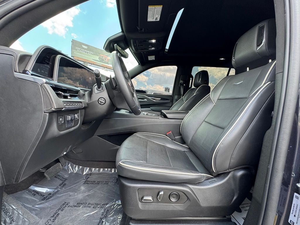 2022 Cadillac Escalade Sport
