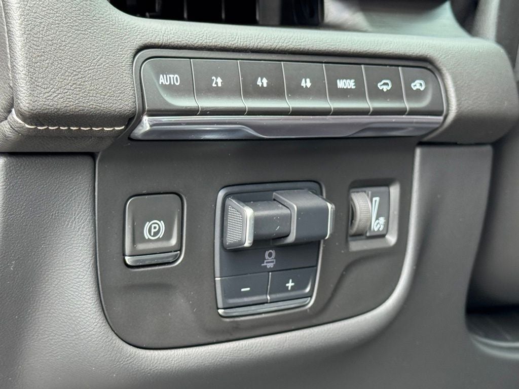 2024 Cadillac Escalade Sport