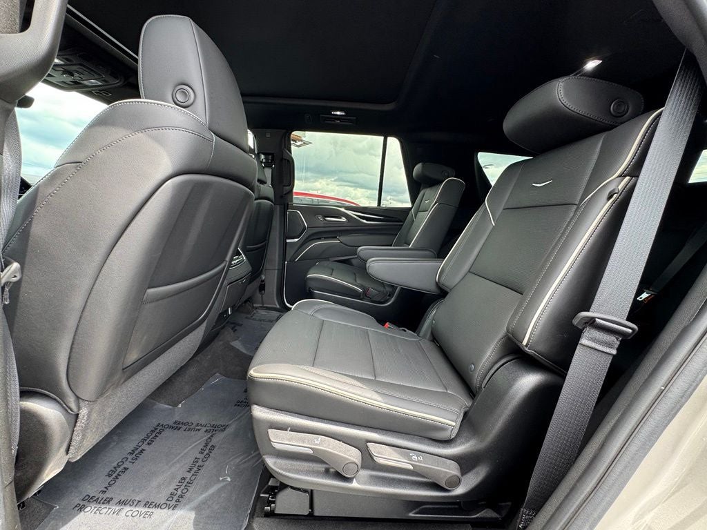 2024 Cadillac Escalade Sport