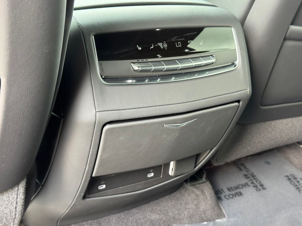 2024 Cadillac Escalade Sport
