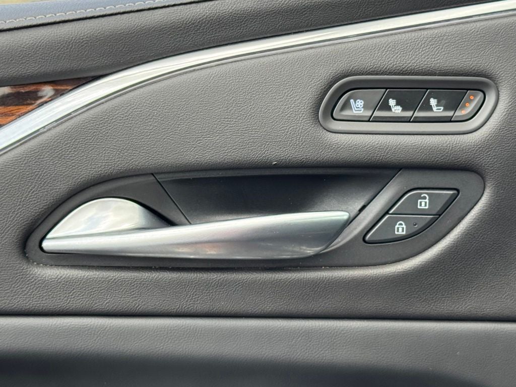 2022 Cadillac Escalade ESV Premium