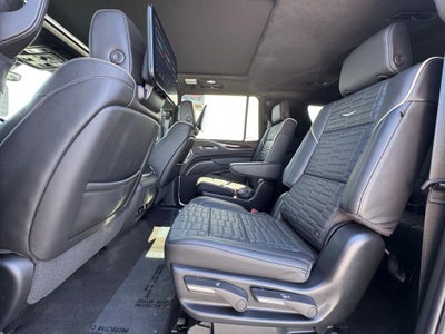 2024 Cadillac Escalade ESV Sport Platinum