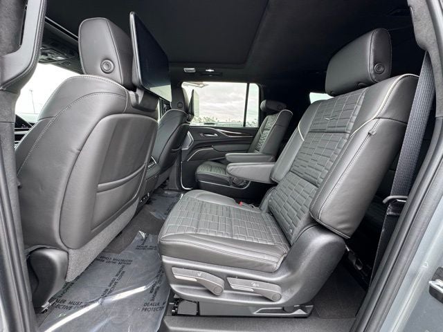 2023 Cadillac Escalade ESV Sport Platinum