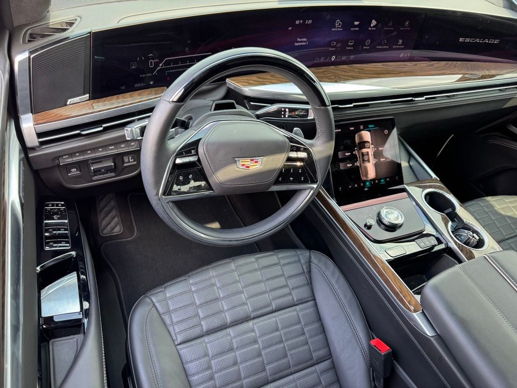 2025 Cadillac Escalade Sport Platinum