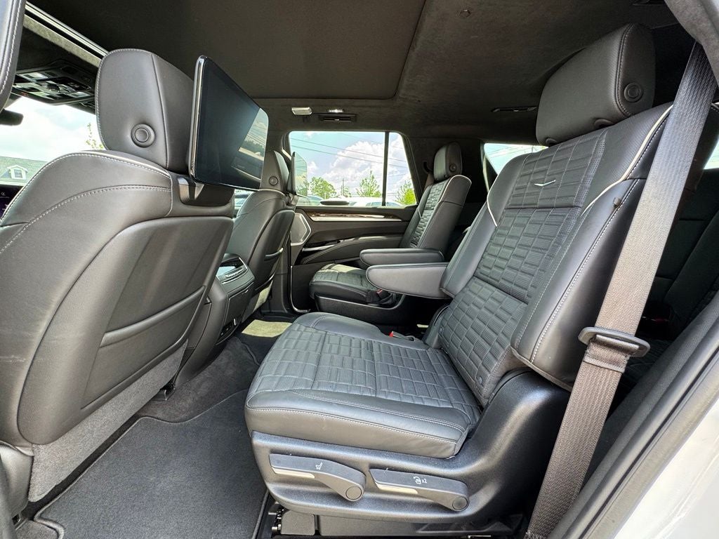 2025 Cadillac Escalade Sport Platinum