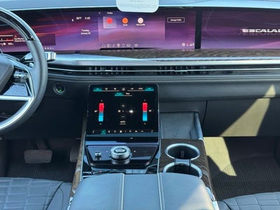 2025 Cadillac Escalade Sport Platinum