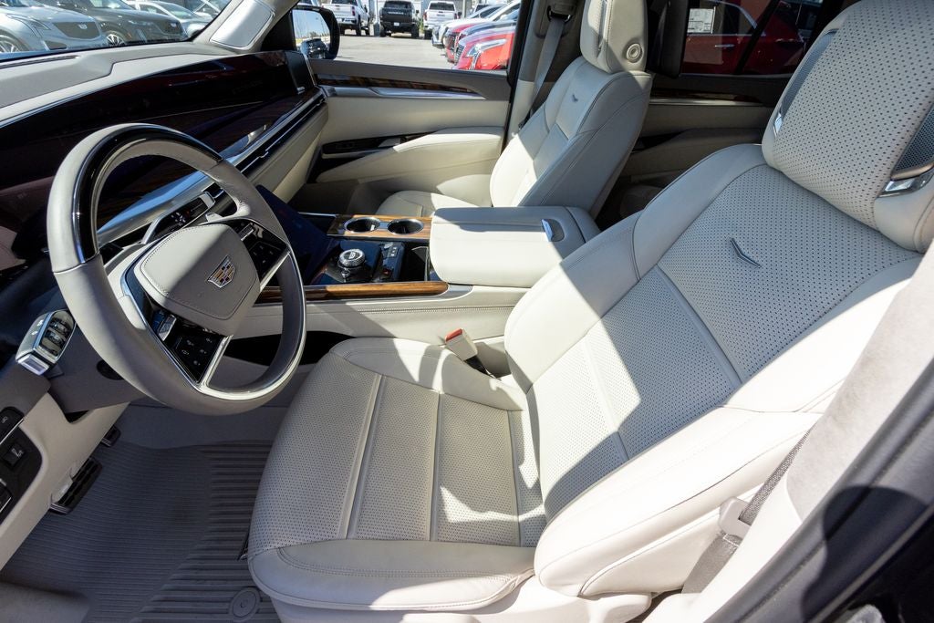 2025 Cadillac Escalade Sport Platinum