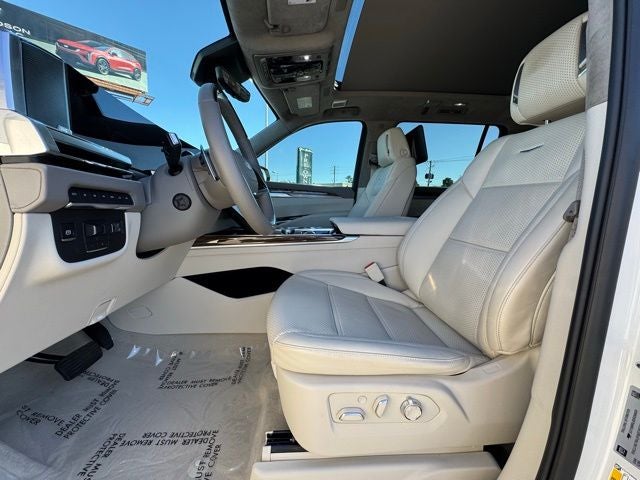 2025 Cadillac Escalade ESV Sport Platinum