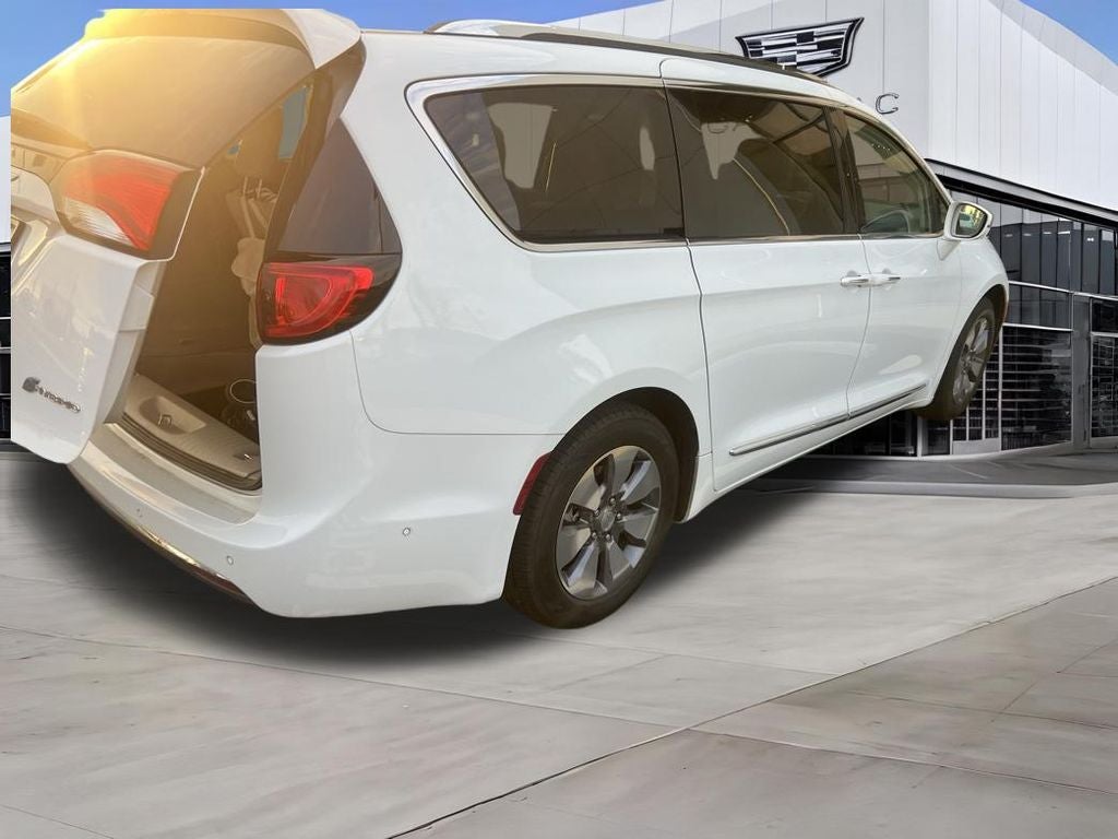 2018 Chrysler Pacifica Hybrid Limited