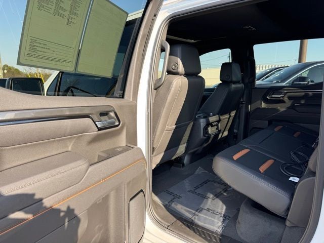 2025 GMC Sierra 1500 AT4