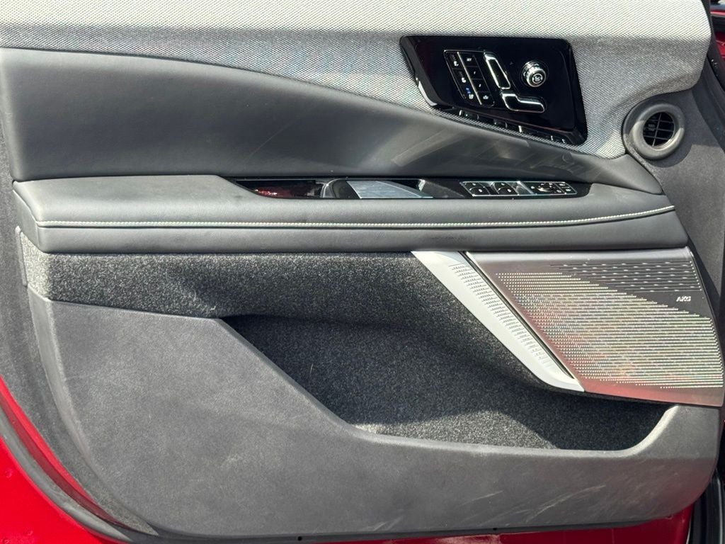 2025 Cadillac OPTIQ Sport 2