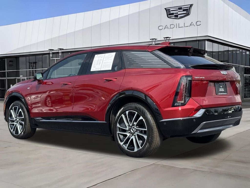 2025 Cadillac OPTIQ Sport 2