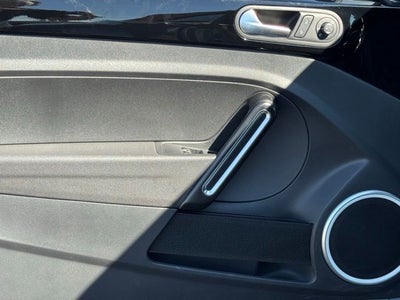 2019 Volkswagen Beetle Convertible 2.0T Final Edition SEL
