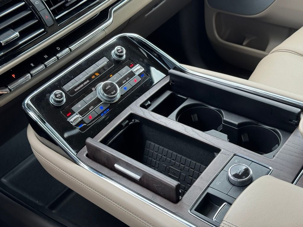 2024 Lincoln Navigator L Reserve