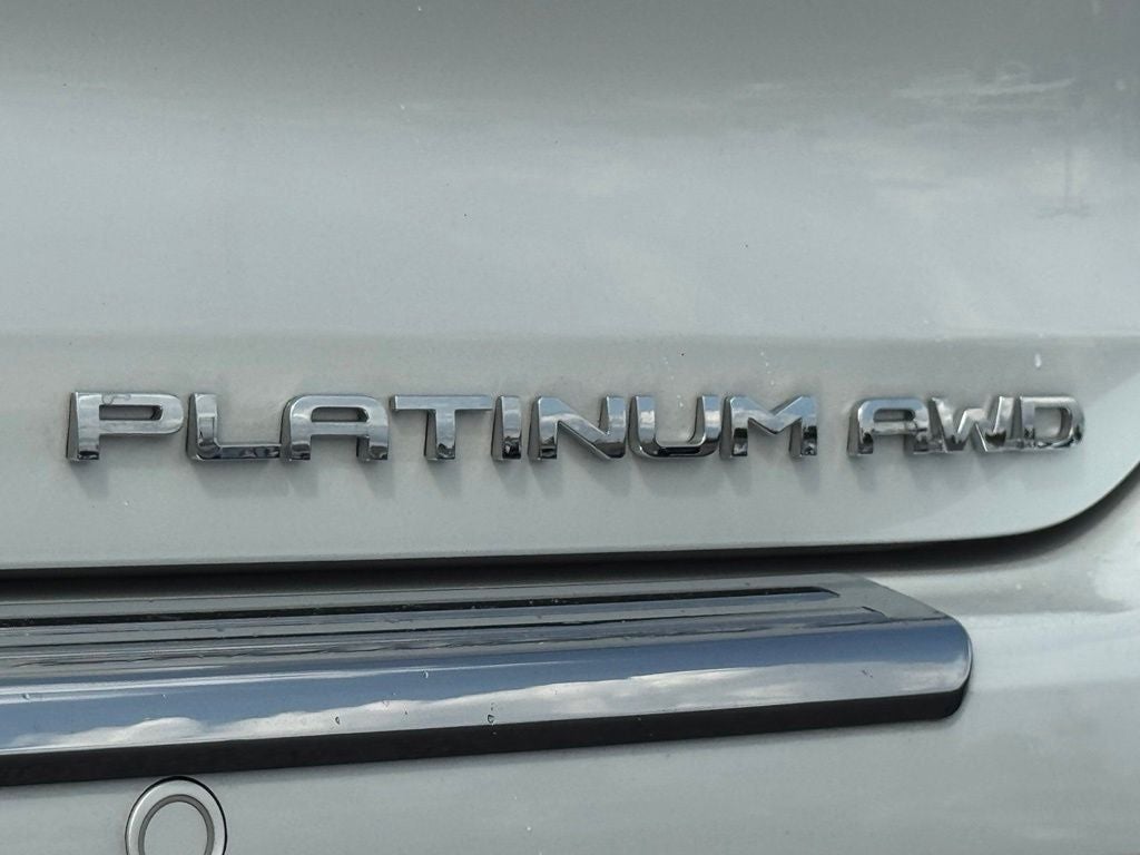 2025 Toyota Highlander Platinum
