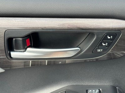 2025 Toyota Highlander Platinum