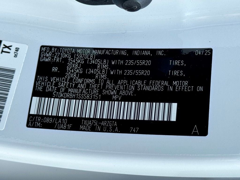 2025 Toyota Highlander Platinum