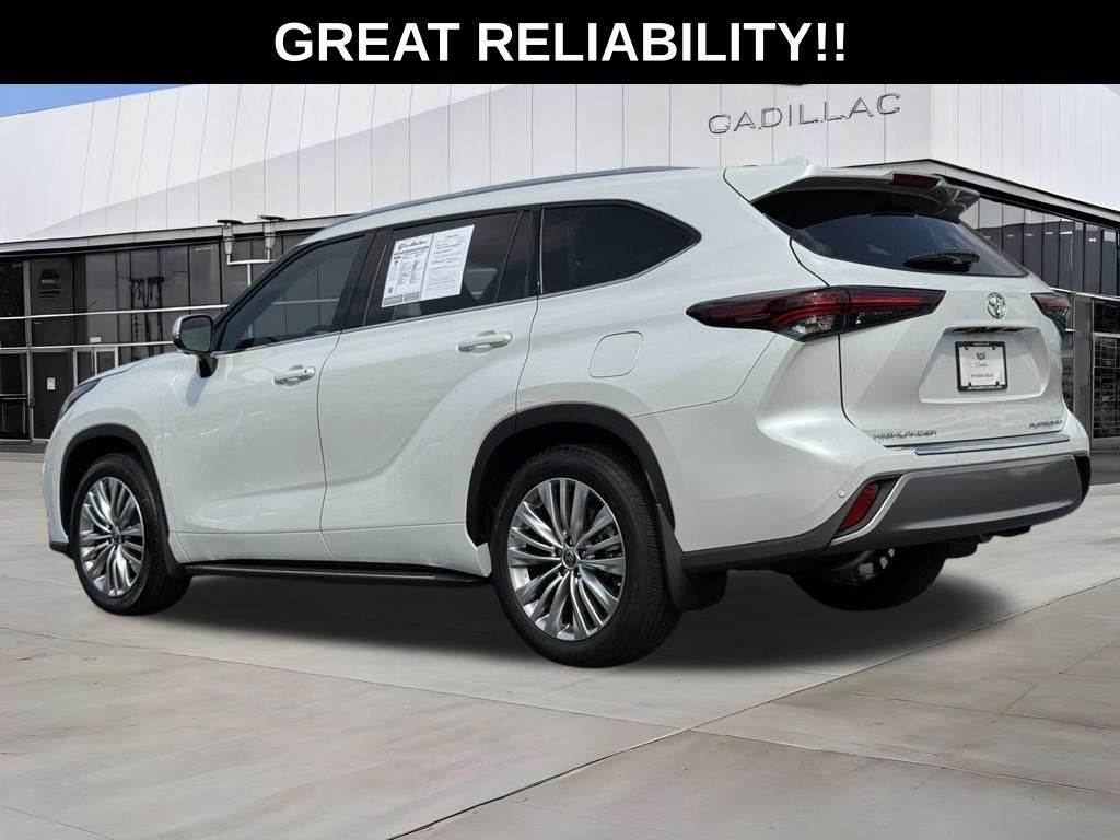 2025 Toyota Highlander Platinum