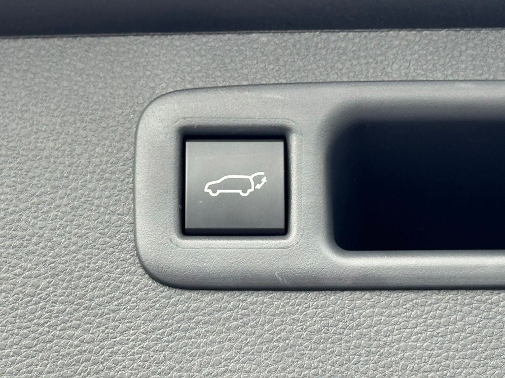 2025 Toyota Highlander Platinum