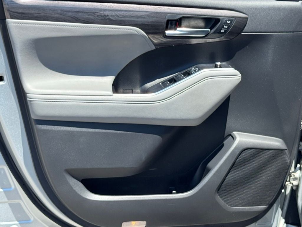 2020 Toyota Highlander Limited