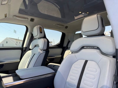 2022 Rivian R1T Adventure