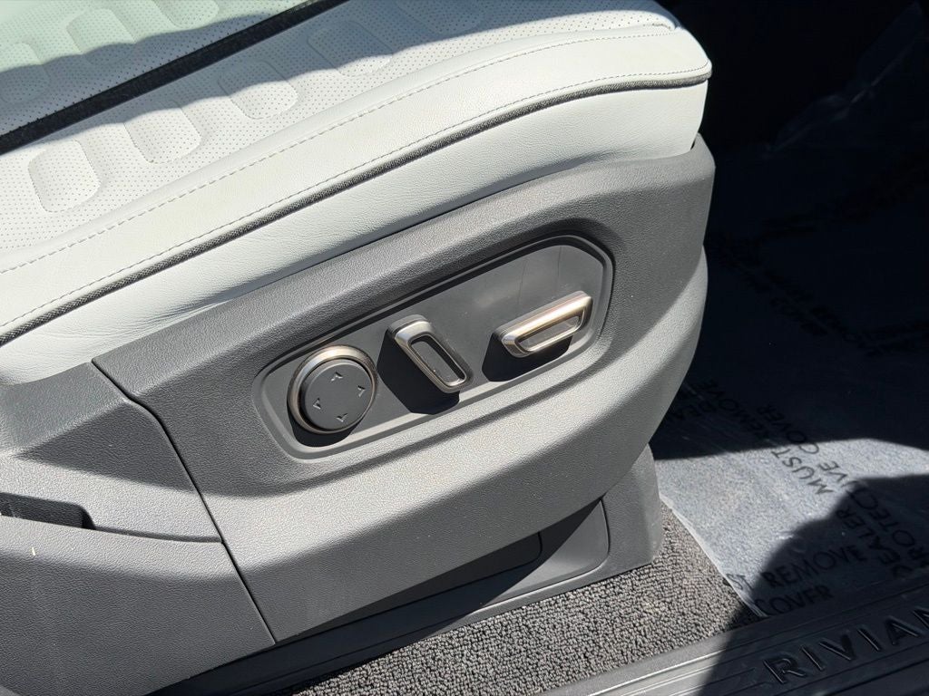 2022 Rivian R1T Adventure