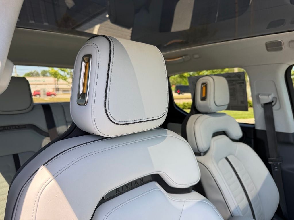 2022 Rivian R1T Adventure