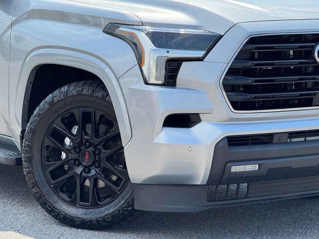 2024 Toyota Sequoia SR5