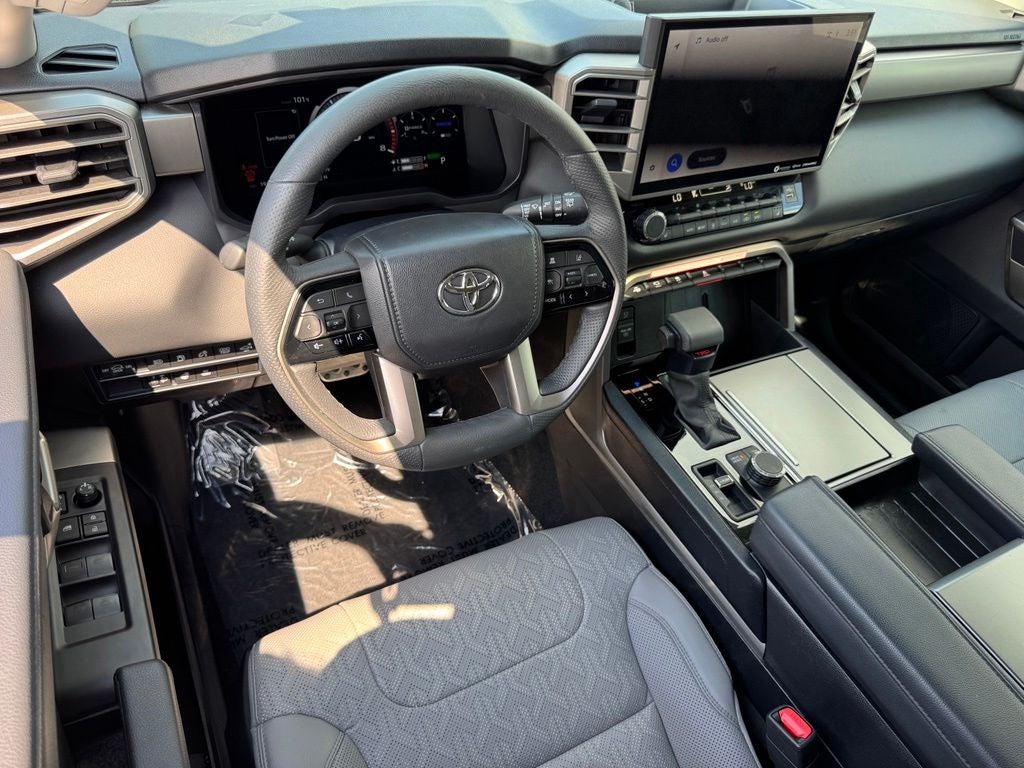 2024 Toyota Sequoia SR5
