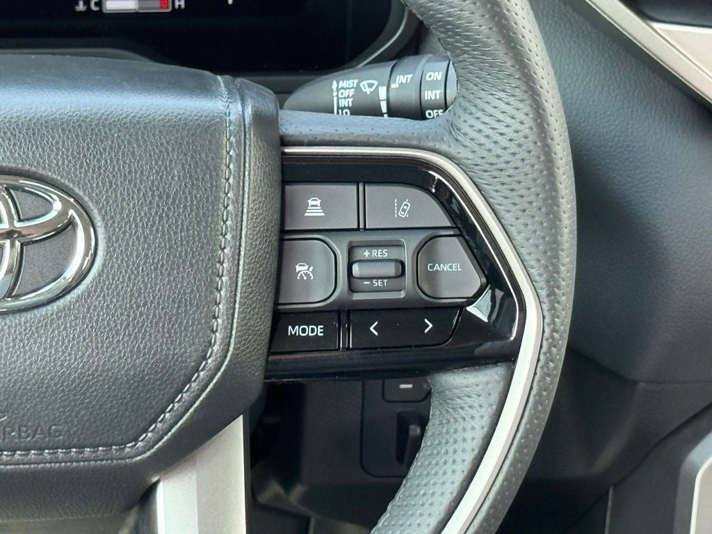 2024 Toyota Sequoia SR5