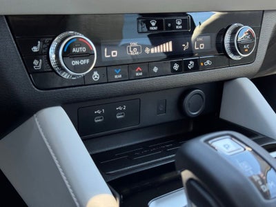2025 Mitsubishi Outlander SEL