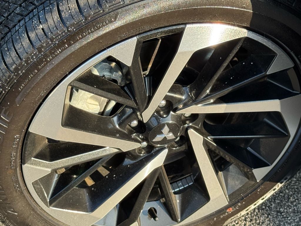 2025 Mitsubishi Outlander PHEV SE