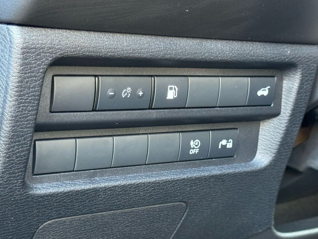 2025 Mitsubishi Outlander PHEV SE