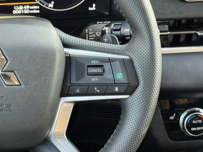 2025 Mitsubishi Outlander PHEV SE