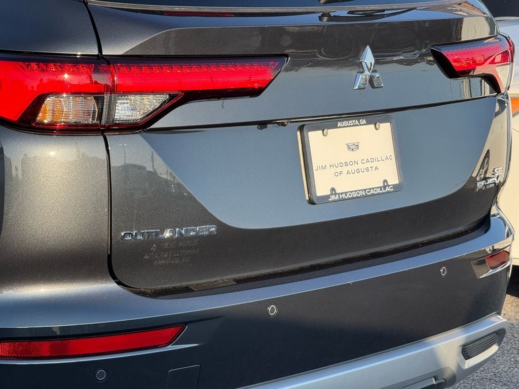 2025 Mitsubishi Outlander PHEV SE