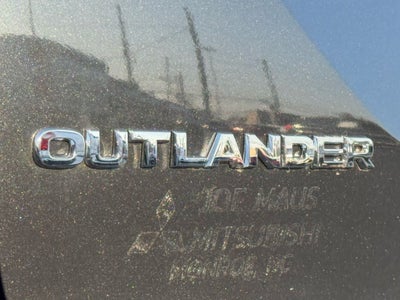 2025 Mitsubishi Outlander PHEV SE