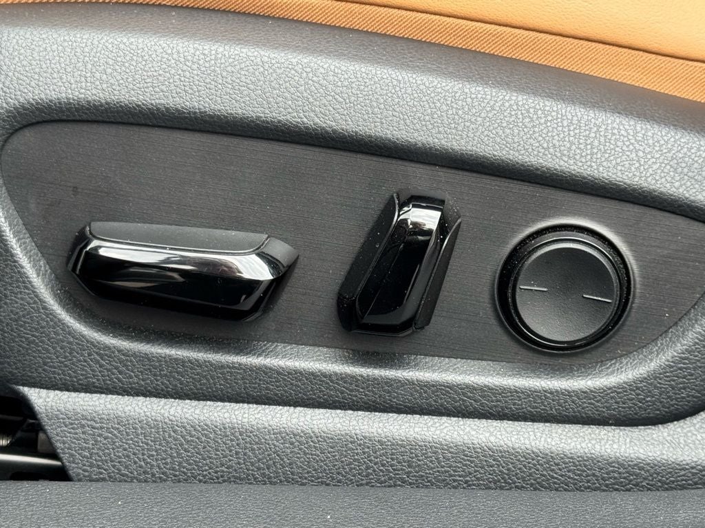 2023 Lexus UX 250h Premium