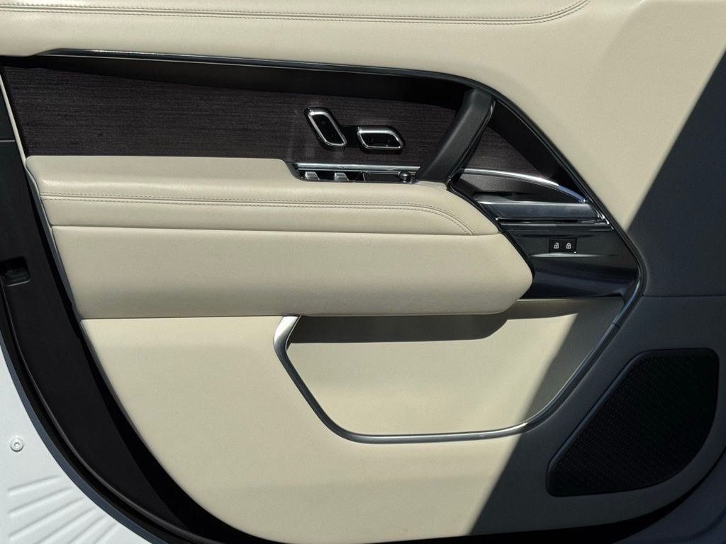 2024 Land Rover Range Rover Autobiography