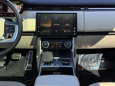 2023 Land Rover Range Rover SE